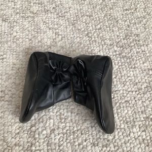 Rising Star Black Booties Baby 9-12 Months